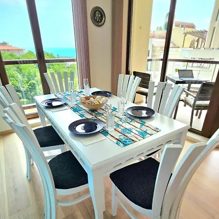 Seaview 2 Bedroom With Swimming Pool & Pkg * Warna