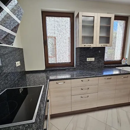 Apartment Seaview 2 Bedroom With Swimming Pool & Pkg Varna